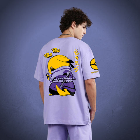 Lavender Sasuke X Pikachu oversized t-shirt with a duo design of Pikachu dressed in Sasuke style on the back. A pokeball with the typo of Pikachu's signature move in yellow and black is printed on the right sleeve. On the right front chest, there is a logo of the Uchiha clan with a striking flash in yellow color, with "Pikachu" written above it